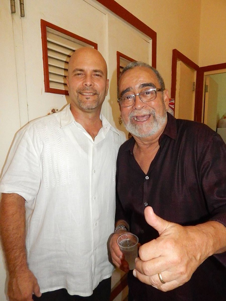 Hoy está de cumpleaños «El Godfather de la Salsa», «El Niño de Trastalleres», el maestro Andy Montañez, y desde Cuba le deseamos muchas felicidades. #Cuba #CDRCuba #AndyMontañez #PuertoRico