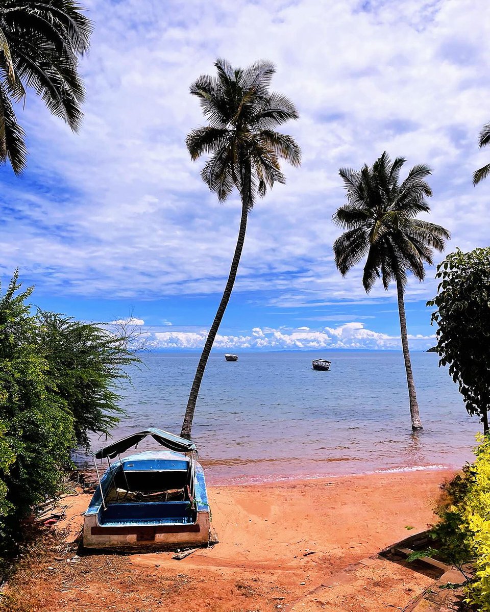 Backpacking Africa, Lake Tanganyika, Explore