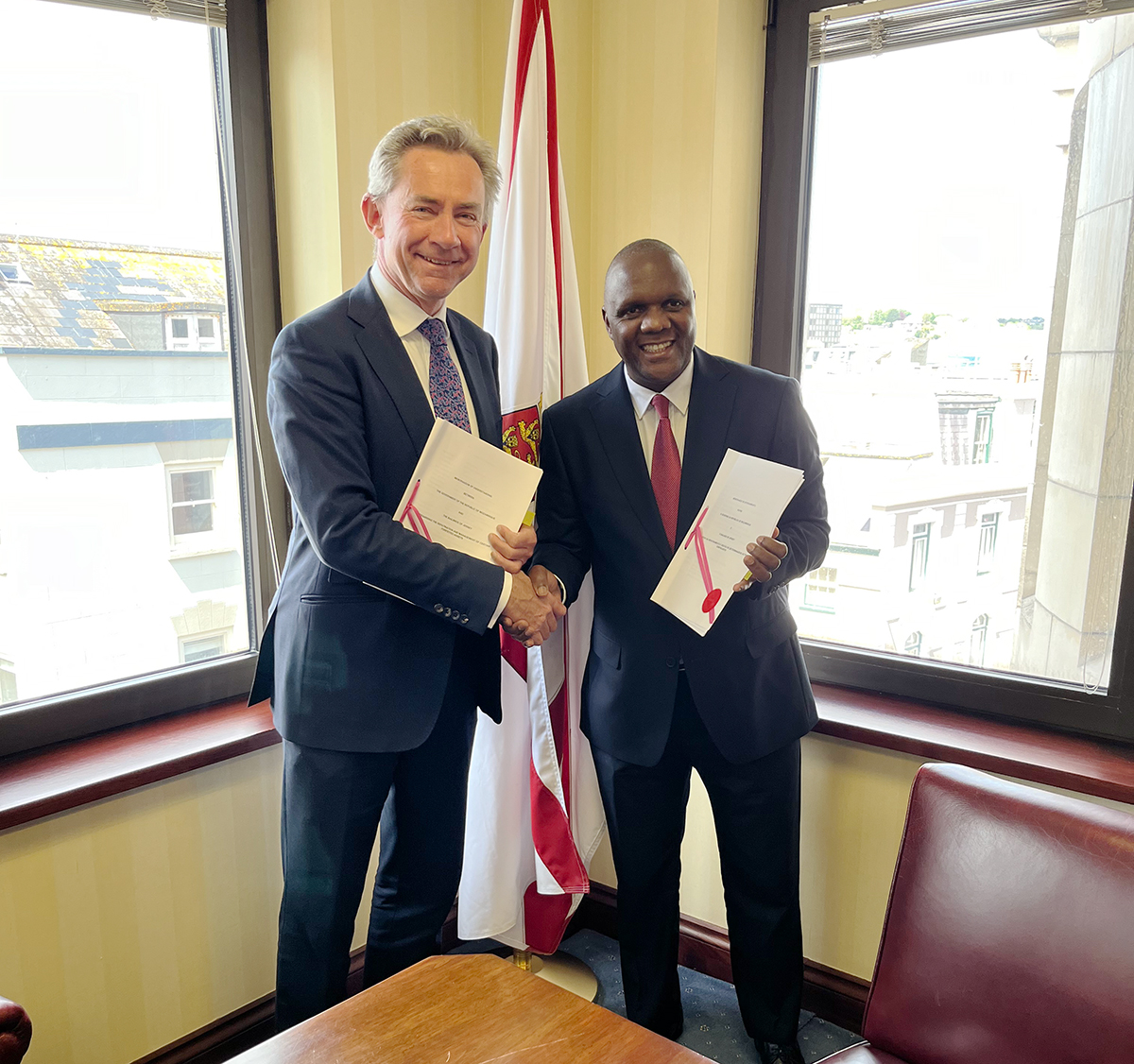 👏 Brilliant news from our partners in #Jersey and #Mozambique: GBP 829,500 in proceeds of corruption will be returned to Mozambique and used to support the country's key enforcement agencies. That's over MZN 66 million or USD 1 million. 🇯🇪 HM Attorney General Mark Temple KC and