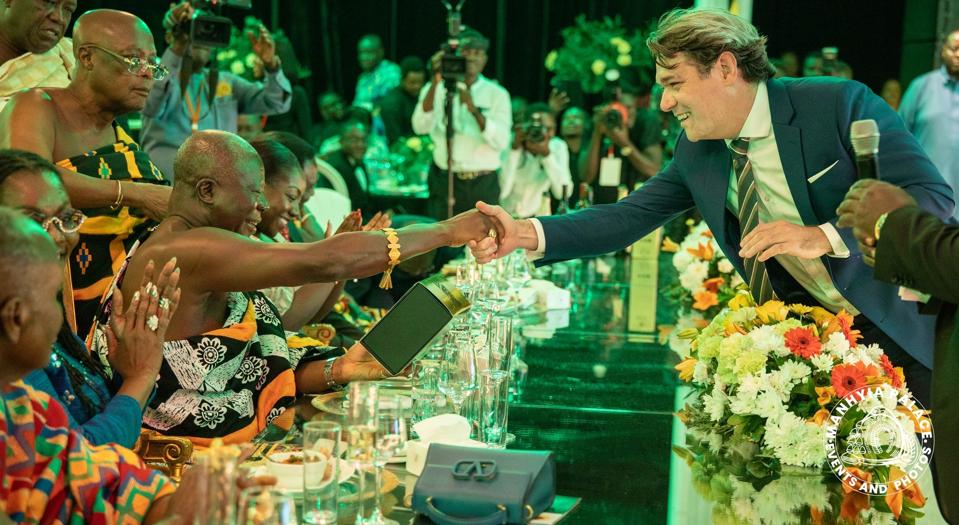 ForbesInvestor's tweet image. Ghana Post released a digital stamp collection, making 25 years of Otumfuo Osei Tutu II’s reign. The stamps use the blockchain to help preserve Ghana&apos;s cultural heritage.
go.forbes.com/c/sWU7