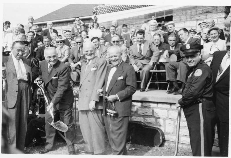 Our #Harry140 photo this week shows HST at the Truman Library groundbreaking ceremony in May 1955, ready to put his shovel in the ground. With him are members of the Truman Library Foundation, which organized the fundraising drive to construct the Library. catalog.archives.gov/id/348729923