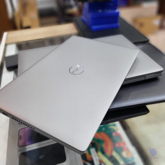 *DELL LATITUDE 5410* Intel®️ core i5 10th gen base @2.11ghz, max turbo frequency @4.20ghz 8 processors •99% clean •14 inches' •Memory speed : 2400mhz •Ram : 8GB DDR4 •256GB SSD •Graphics: intel UHD Graphics( 4GB ) •FHD display •Keyboard light💡 Ghc 4000 ☎️0241636577