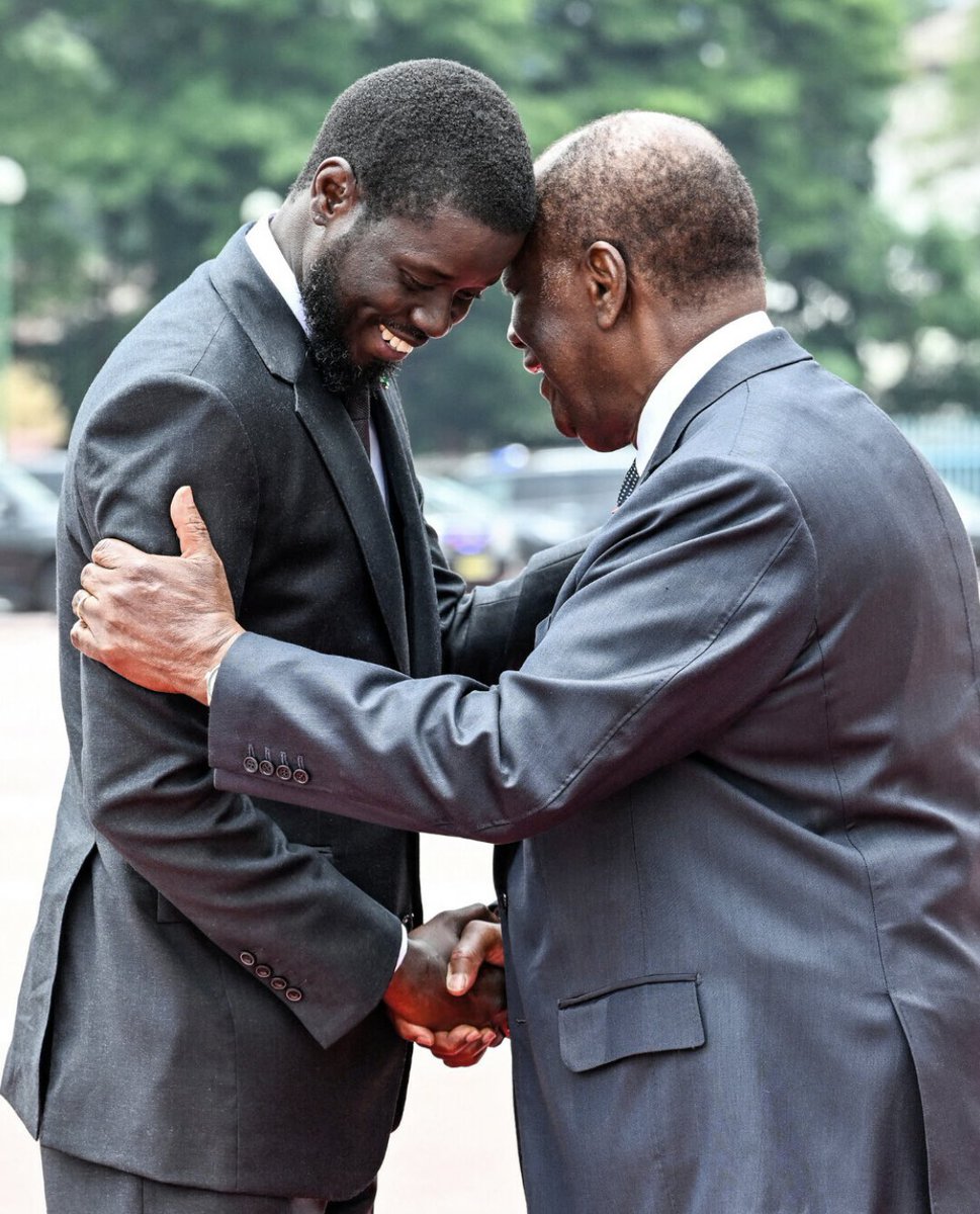 Le President Bassirou Diomaye Faye est jeune et pleine d’ambition. Il est le régulateur des alliances diplomatiques de la sous région. Un fin diplomate dans sa démarche qui saura restaurer la conscience historique africaine vers l’unité et la cohésion sociale.
