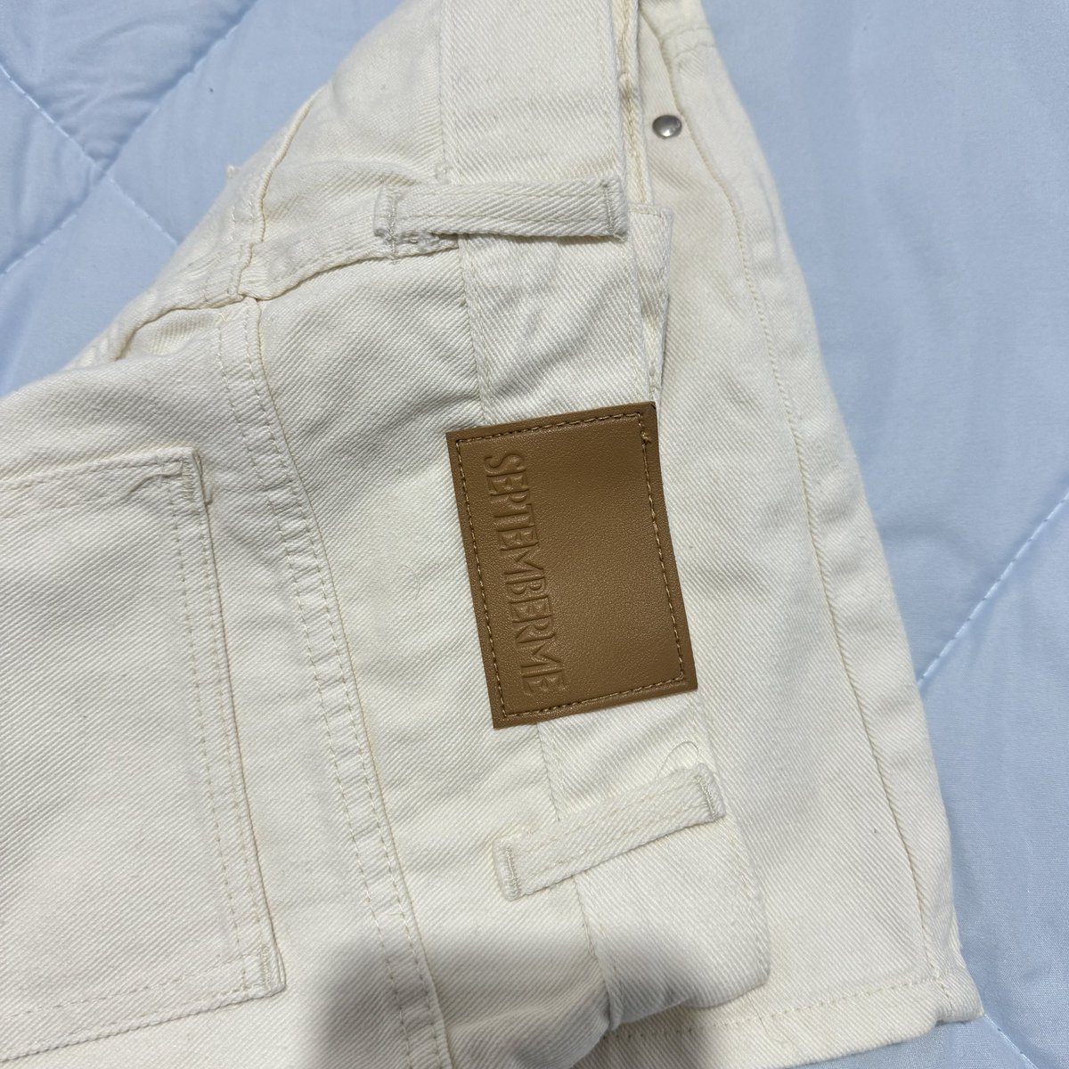 BythingsEe's tweet photo. กระโปรงยีนส์ septerbermr size l เอว30 สพ 40 ส่งต่อ 100-. #ส่งต่อเสื้อผ้ามือสอง #ส่งต่อเสื้อผ้า #ส่งต่อเสื้อผ้าy2k #เสื้อครอป https://t.co/YfHzD09VkT