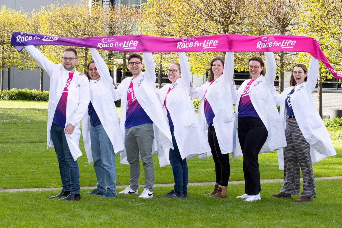 Are you ready Cambridge!? 🏃‍♀️🏃‍♂️ Scientists from our @JCarrollLab are urging people to back life-saving research and sign up for Race for Life. Dr @shalvrao and her colleagues are among the Institute staff who'll be lacing up their trainers on 30 June! ➡️ shorturl.at/otBF6