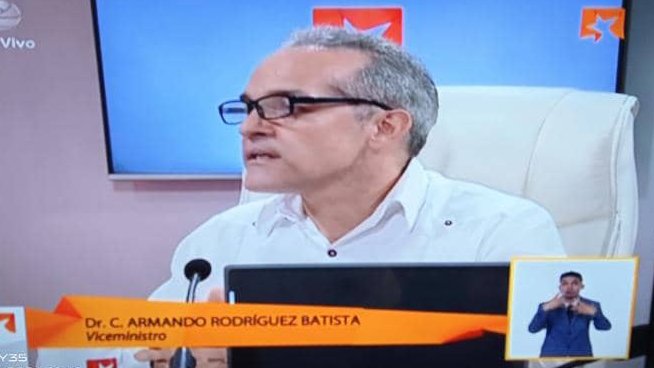 Hoy cumple años el VM @ArmandoRguezB del @citmacuba, un trabajador ejemplar, inteligente, capaz, revolucionario. Muchas felicidades querido compañero, que pases un excelente día. Un fuerte abrazo