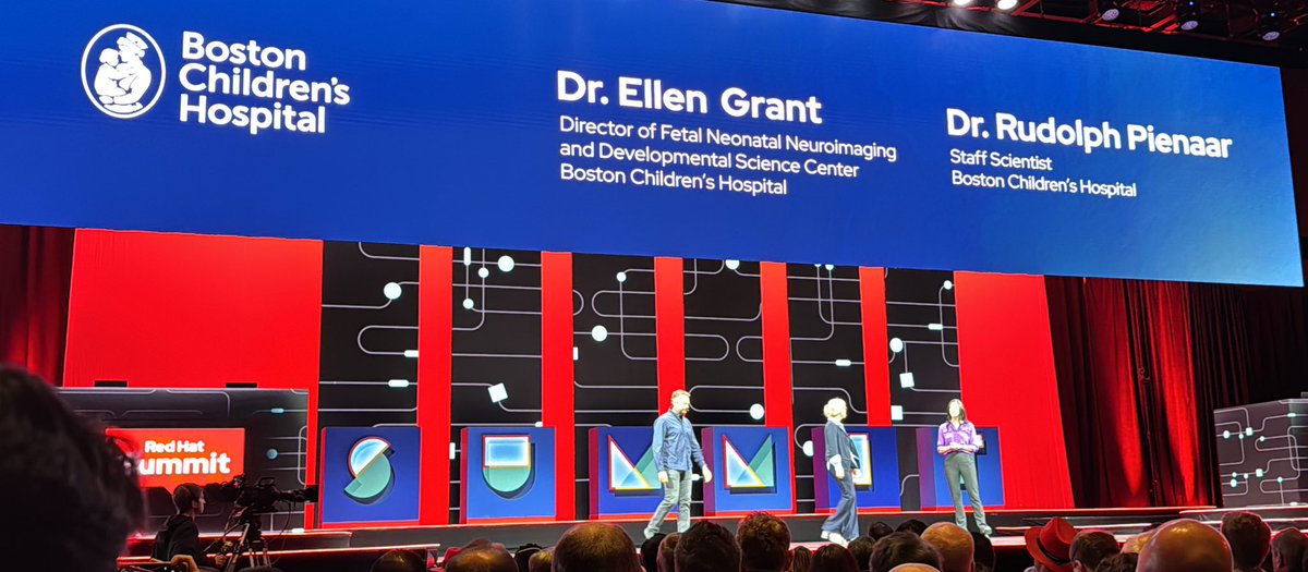 Great discussion with @BostonChildrens about they are leveraging AI to accelerate time to diagnosis for babies while still in utero. Will be sharing models on an open cloud and create ecosystem to share data #RedHatSummit @RedHat  @theCUBEresearch