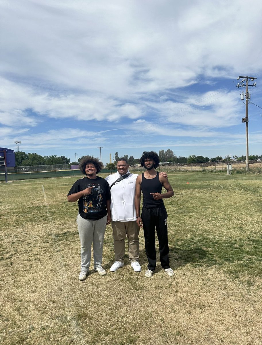 Thank you to <a href="/LoniFangupo/">Coach Hebron (Loni) Fangupo</a> for coming out and recruiting me <a href="/VandalFootball/">Idaho Football</a> <a href="/CoachPatworks/">Coach Pat Simon</a> <a href="/jciv_/">Coach Campbell IV</a> <a href="/BrandonHuffman/">Brandon Huffman</a> <a href="/PGregorian/">Paul Gregorian</a> <a href="/DAUSBERRY2525/">David Ausberry Jr</a>
