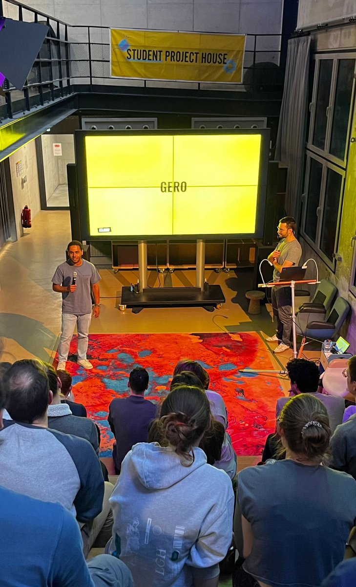 FileforgeLabs's tweet image. Last Thursday at @ETHSPH on the @ETH campus, our CEO @pedro_dge120 delivered a quick one-minute pitch about Onedoc. 

But what is GERO?
