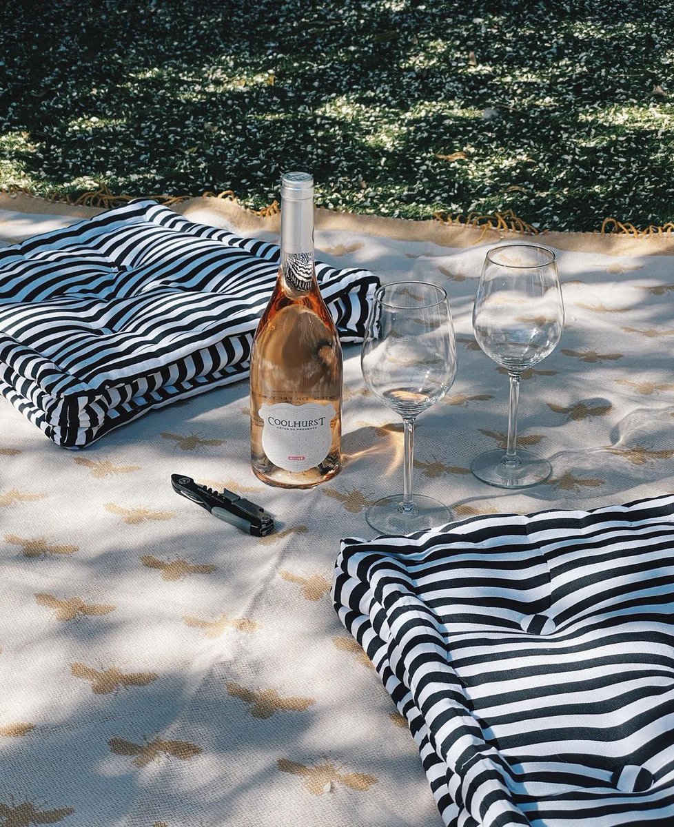 Ready to bask in the #sunshine with some lovely food and lovely people? ☀️

Crafted with care and made to last, our floor cushions have a handy carry handle, so you can enjoy them at home, for picnics in the park, or even road trip holidays. 

#picnic #floorcushion
