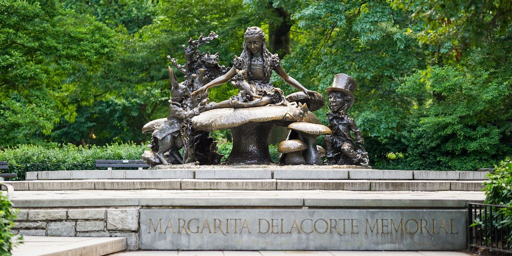 Happy Birthday, Alice! 🐇 ☕️ 🎩 Central Park's beloved Alice in Wonderland statue was unveiled #OTD in 1959. Donated by philanthropist and publisher George Delacorte, Alice in Wonderland was a gift to the children of New York City and a memorial to his late wife, Margarita.
