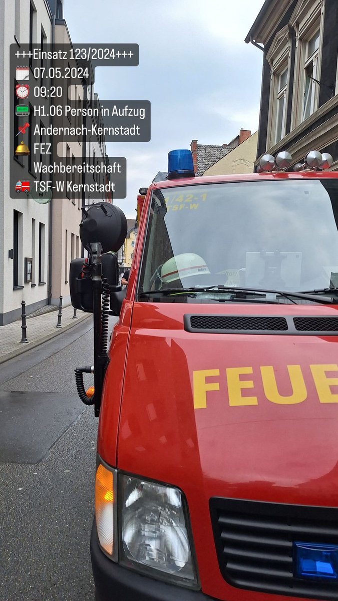 🚨 Einsatz Nr. 123/2024 für die Städt. Freiwillige Feuerwehr Andernach 

📆 07.05.2024 um 09:20 Uhr

🚨 H1.06 - Person in Aufzug 

🏠 Andernach

#feuerwehr #Andernach #Rhein #Rettungsdienst #mayenkoblenz #landkreismayenkoblenz #rlp #rheinlandpfalz