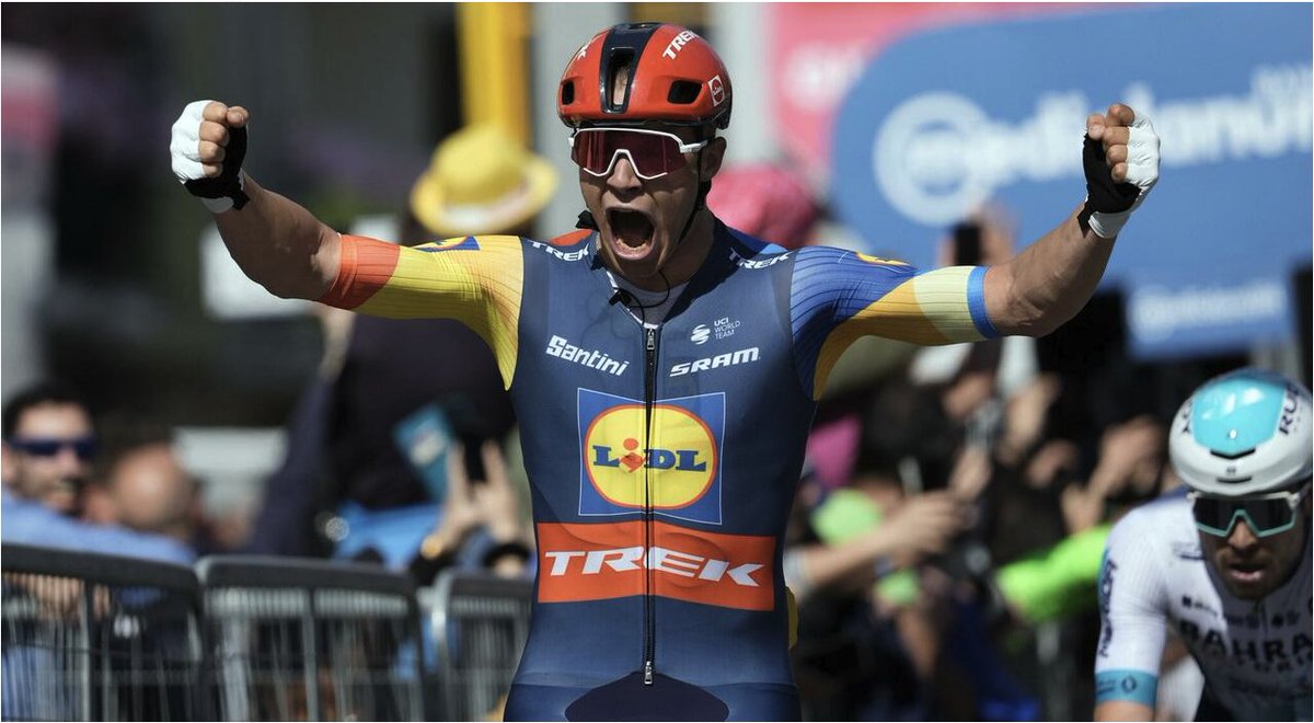 Congratulazioni al friulano Jonathan Milan che trionfa nella quarta tappa del Giro d'Italia. Un altro grande risultato per il toro di Buja che si conferma un autentico fuoriclasse del ciclismo.
#iosonoFriuliVeneziaGiulia