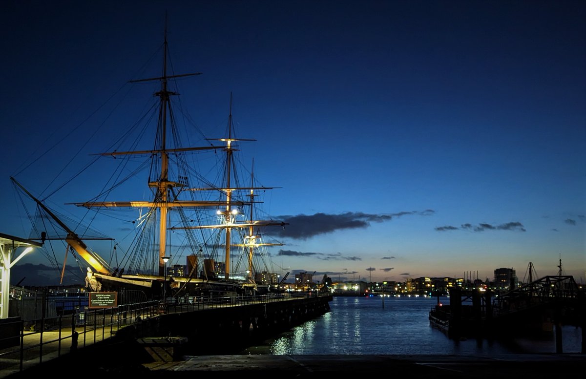 ⚓ This May half term, meet the maritime marvels that made history and take on adventure!

🧭 Discover the Tudor icon the Mary Rose or explore the Victorian innovation of HMS Warrior.
Every exhibit is a voyage waiting to be explored. 

bit.ly/44YBq8q

#VisitPortsmouth