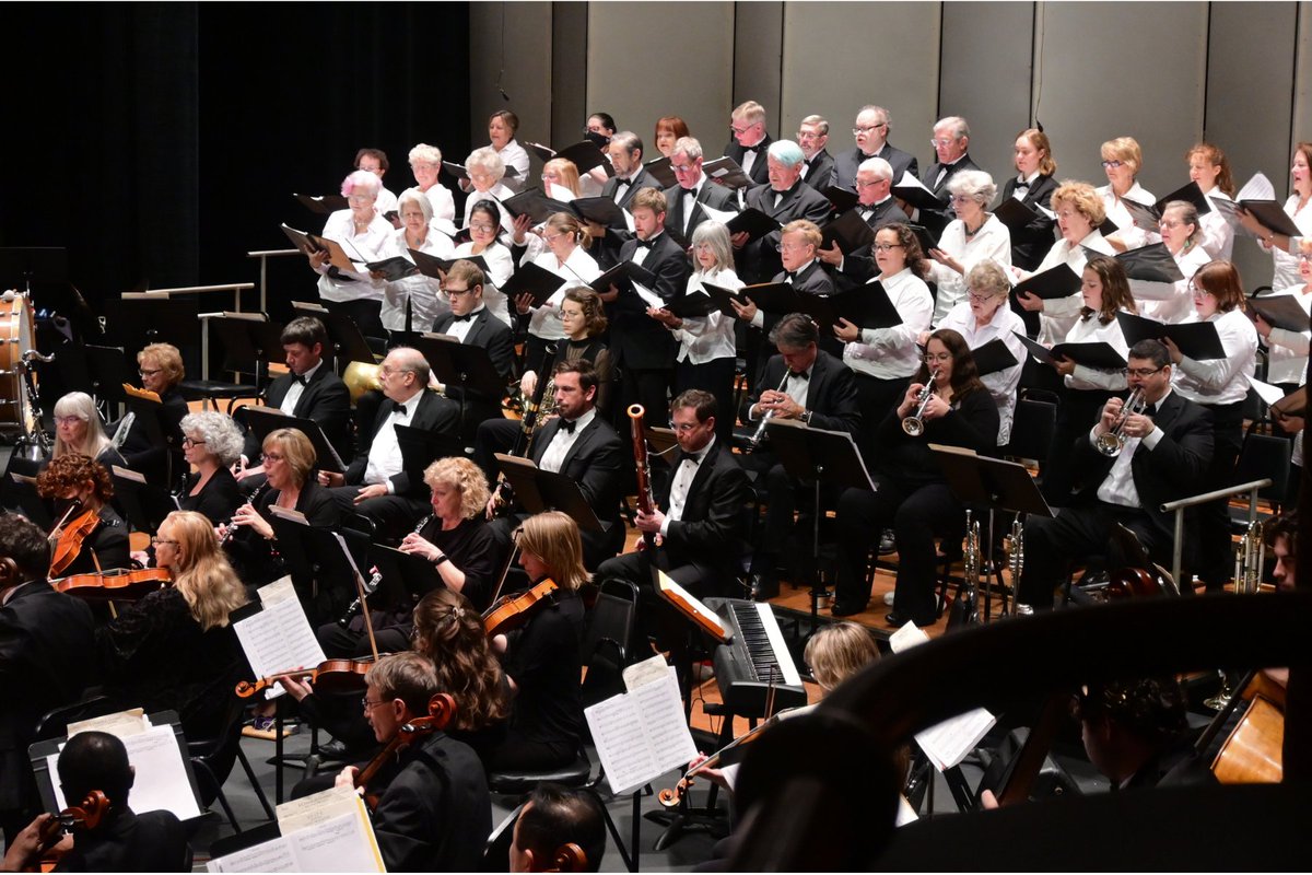 Tickets start at just $25! Secure your spot for 'A Grand Gershwin Celebration' and witness Gershwin like never before at the Clemens Center.

Get tickets at clemenscenter.org/event/orchestr…

#OSFLSeasonFinale #gershwincelebration #togetherwearesound
