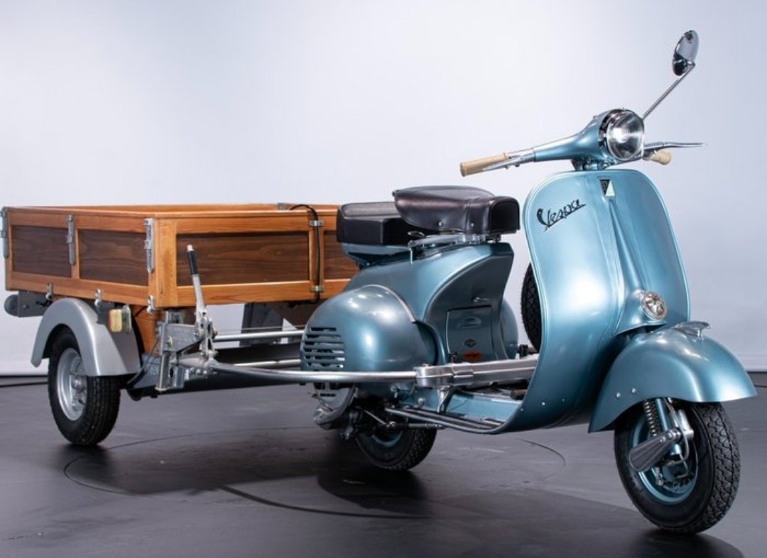 Piaggio-Vespa VB1T Marchetti Stabil 150cc 1958✌️incredible! Right now The auction bid is €16,000 and they hope to get €32,000 according to the expert's estimate 🙃