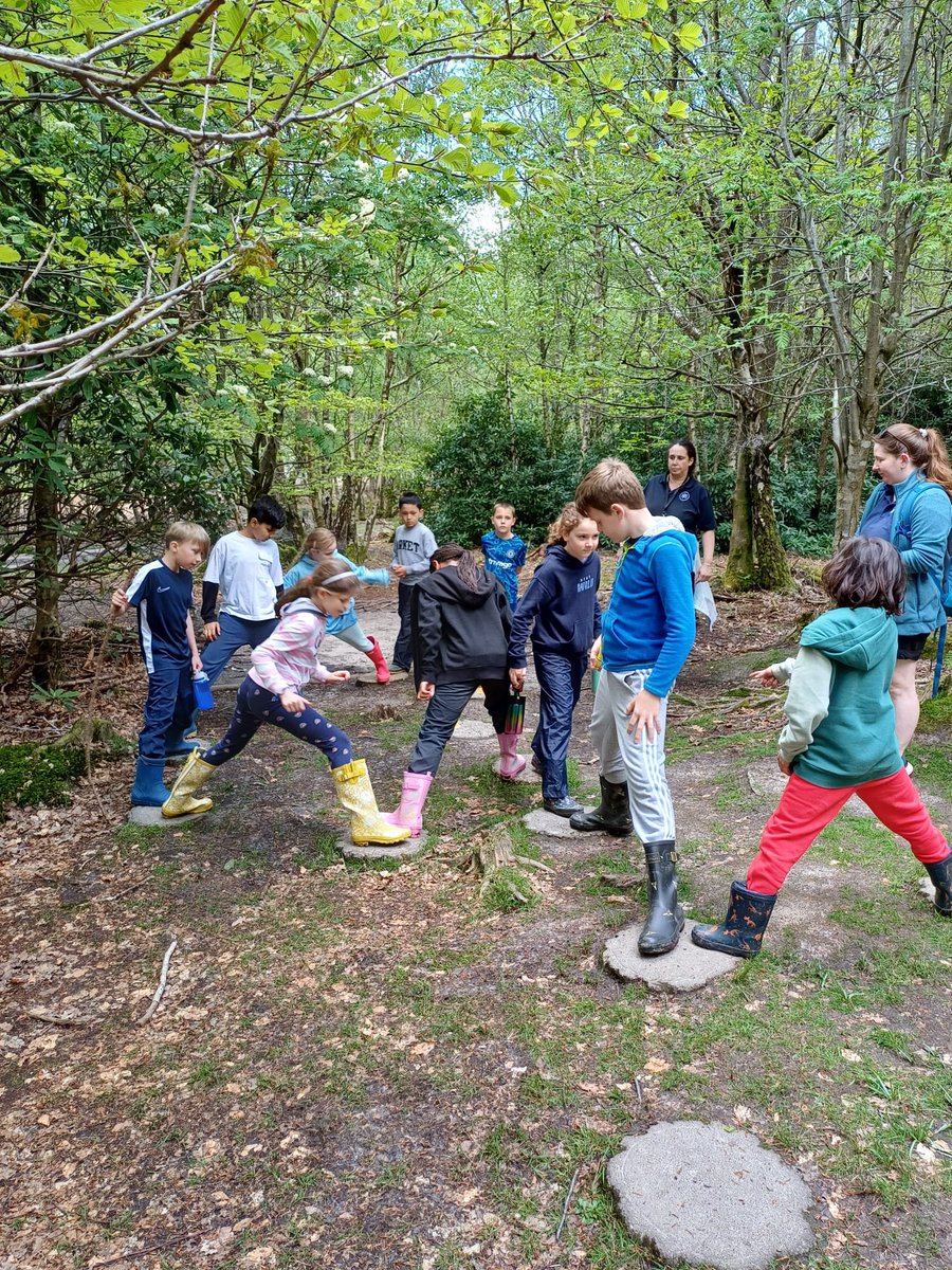 prospecths's tweet photo. Two activities down; loads more to go! Loving this place! #prospecthouseschool #FirstDay #Teamwork #HappyCampers #HindleapWarren https://t.co/vly4W9lxqb