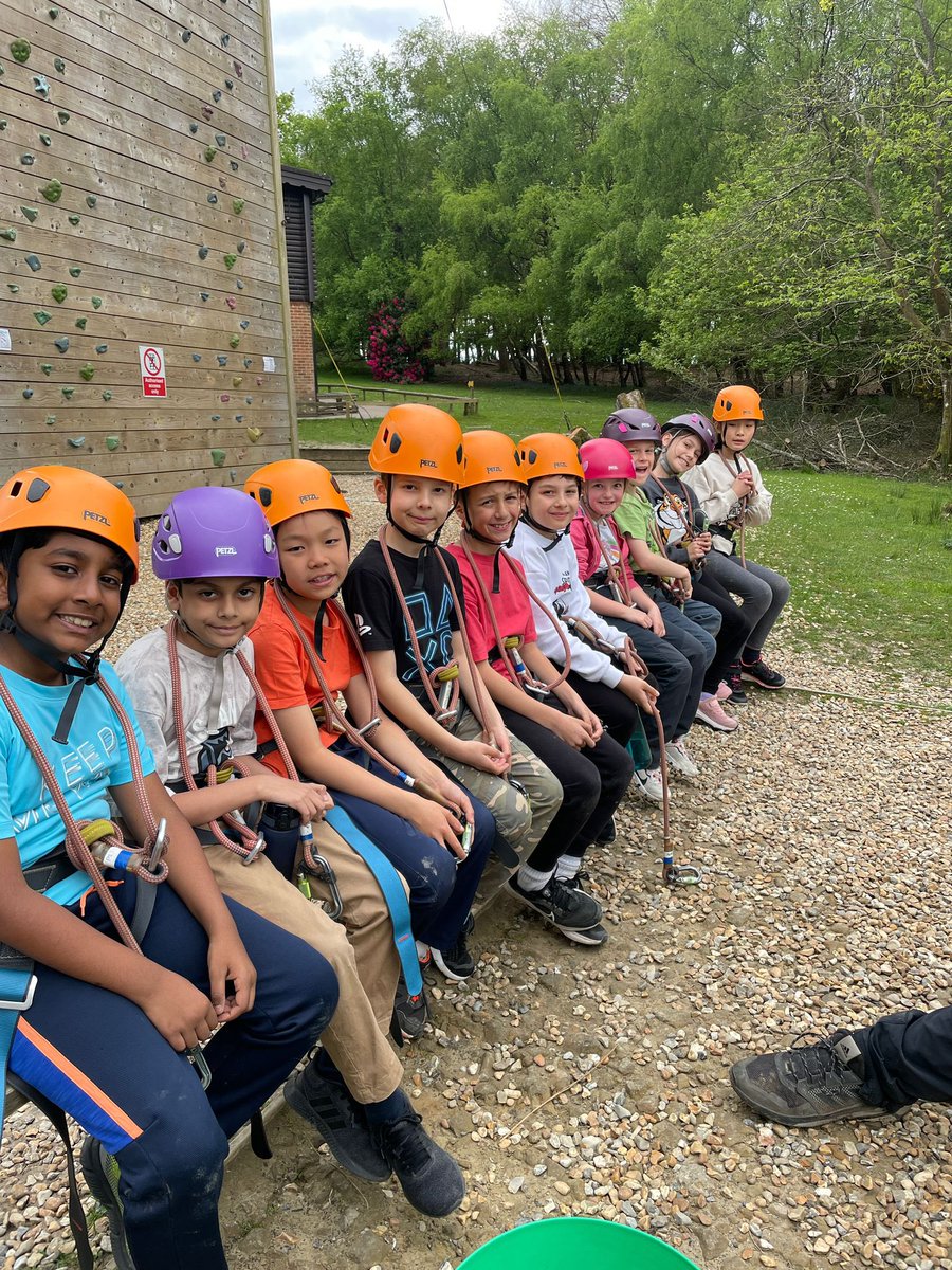 prospecths's tweet photo. Two activities down; loads more to go! Loving this place! #prospecthouseschool #FirstDay #Teamwork #HappyCampers #HindleapWarren https://t.co/vly4W9lxqb