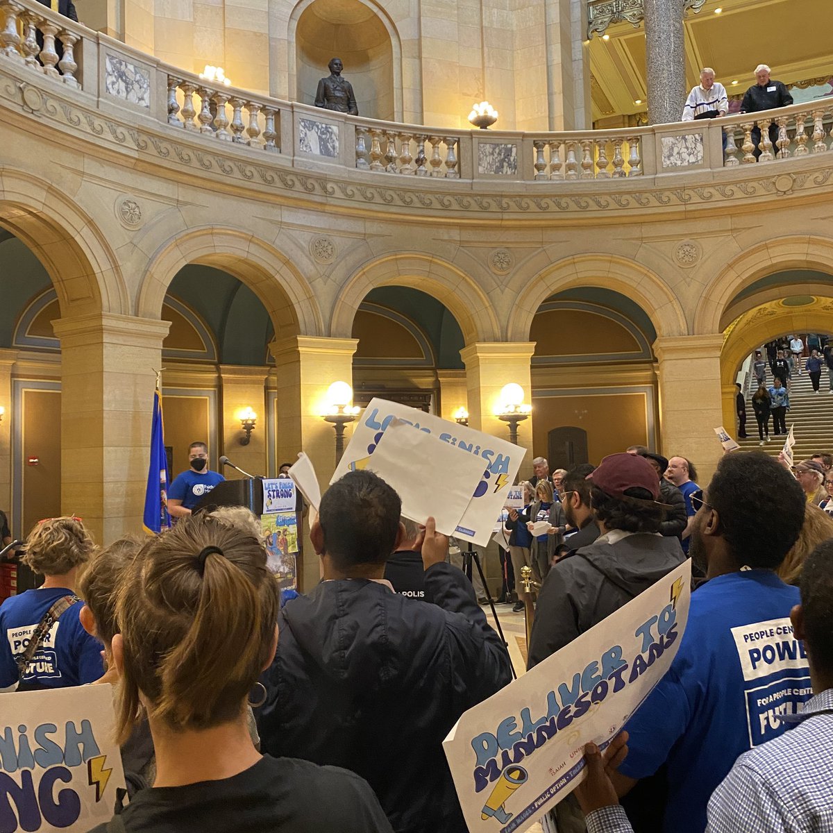 🗣️ ISAIAH, @UnidosMN and @TheMulda are out in force at the Capitol today for better healthcare, wages for Uber/Lyft drivers, debt fairness, voting rights, and network geothermal. Minnesotans deserve ALL of it, and it’s TIME TO DELIVER! ⏰