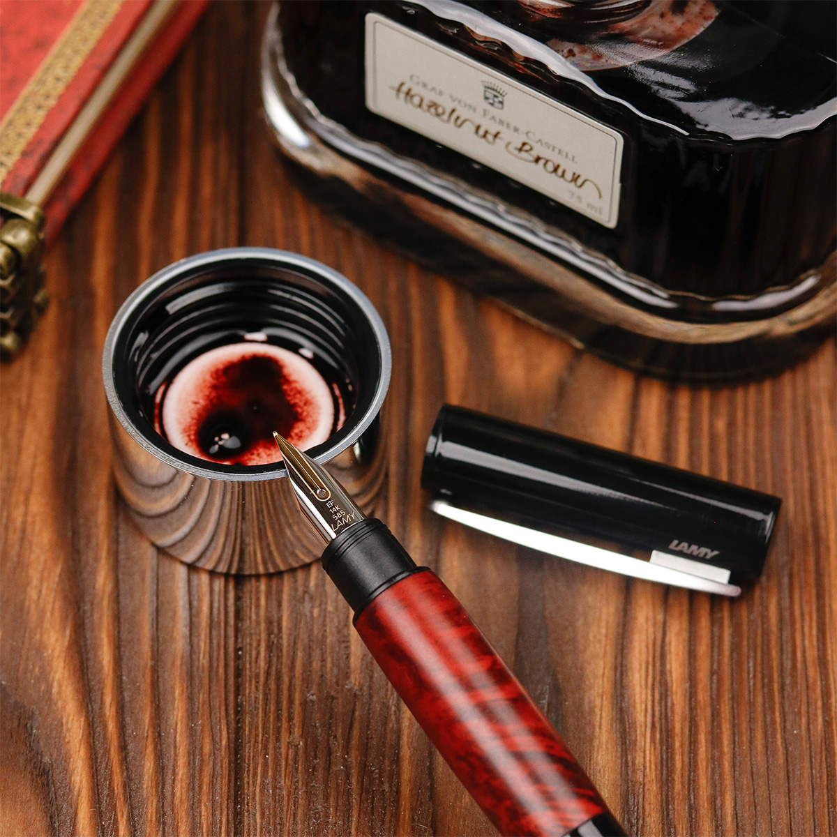 djournal's tweet image. Знайомимося з ручкою LAMY accent Brilliant BY — shop.djournal.com.ua/blog/lamy-acce…