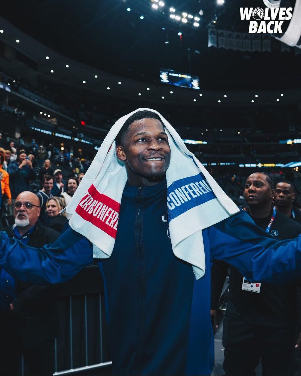 Wolvesmuse's tweet photo. Woke up with the best player in the association on my team https://t.co/RBpjUr8XIx