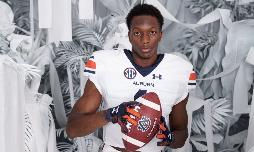 EXCLUSIVE INTERVIEW: Auburn Wide Receiver Robert Lewis Models His Game After Antonio Brown secunfiltered.com/news/exclusive…