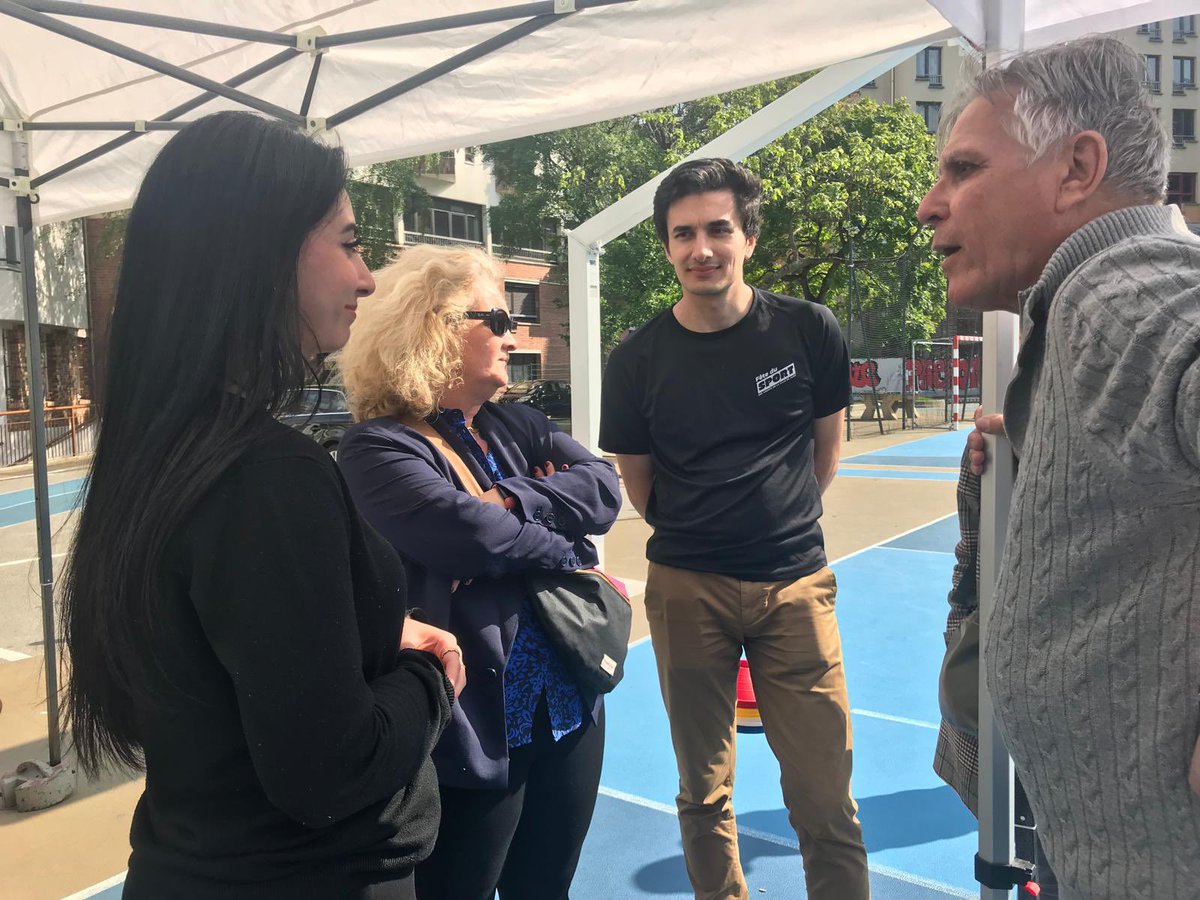 Marche  nordique, aquagym, laser gym, foot en marchant , gymnastique douce, swiss ball, ateliers nutrition avant un bal guinguette : une journée dédiée au sport - santé pour les seniors ajd à la Grange-aux-Belles ! ⤵️ paris.fr/pages/une-offr…