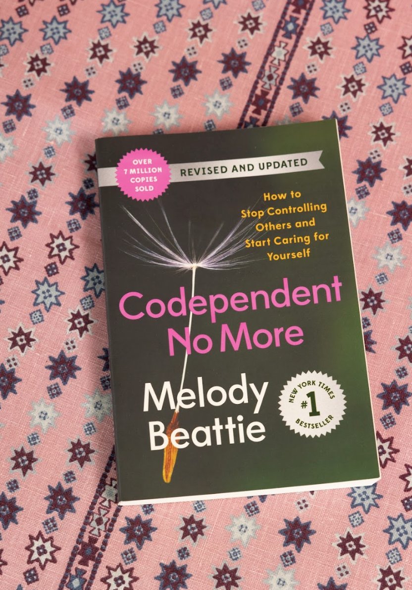 MelodyBeattie's tweet image. I hope you will find people you enjoy loving—people who enjoy loving you and challenge you. to grow.
—MB

#codependentnomore #melodybeattie