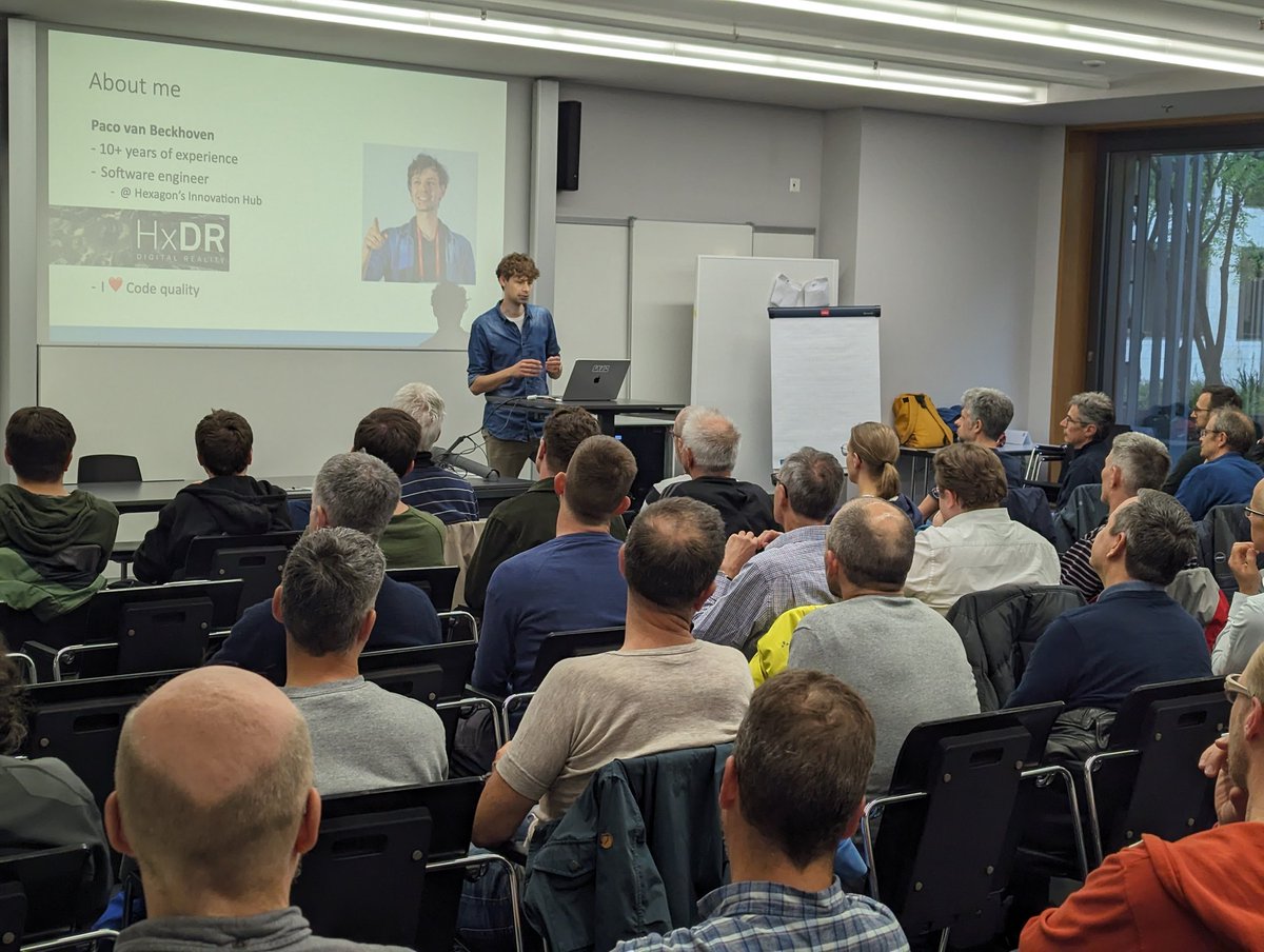 Today at @jugch Paco talks about Cracking the Code Review. #fullhouse #softwarecraft