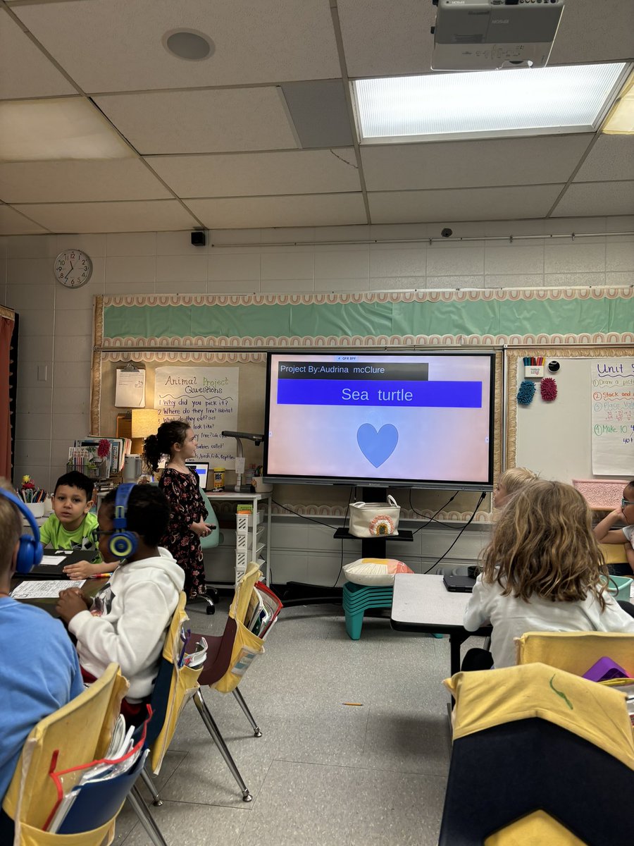 Animal project presentations started today! Some chose to extend their bird knowledge, others picked a new animal. S’s collaborating is what makes my heart sing! It’s the most wonderful time of the year!! @MiddletownES @JcpsElemEla @JCPSScience @frye_wc
