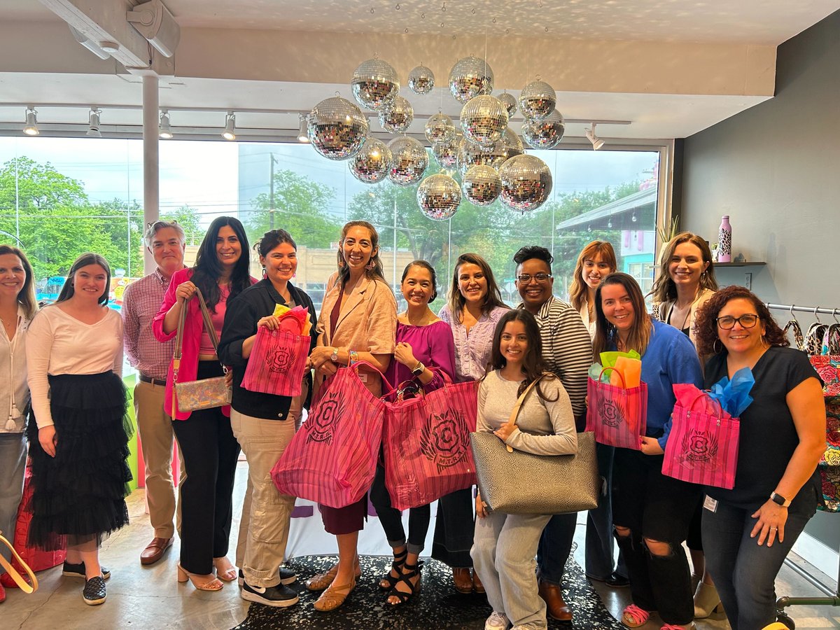 Thank you @ConsuelaStyle for supporting Latinitas through Consuela Connects.