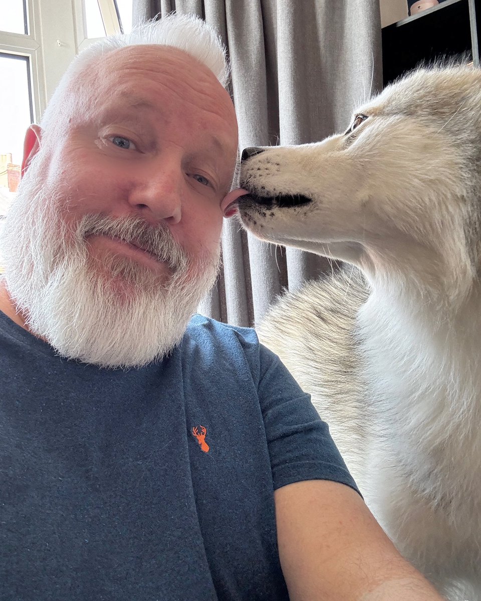 GarethMer's tweet image. Making new friends 🐕