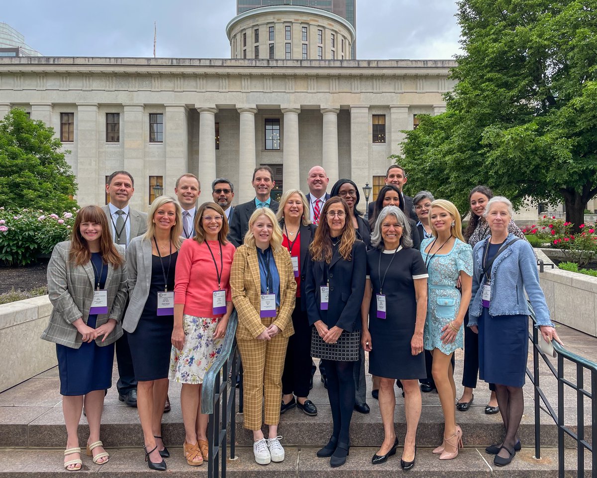 .@OhioACC is advocating for access to AEDs, gold card prior auth reform & non-medical switching for prescription drugs in Columbus today. Thank you @LindsayLuvDavis for joining the Chapter in meetings w/ state legislators! #ACCAdvocacy #SmartHeart4All