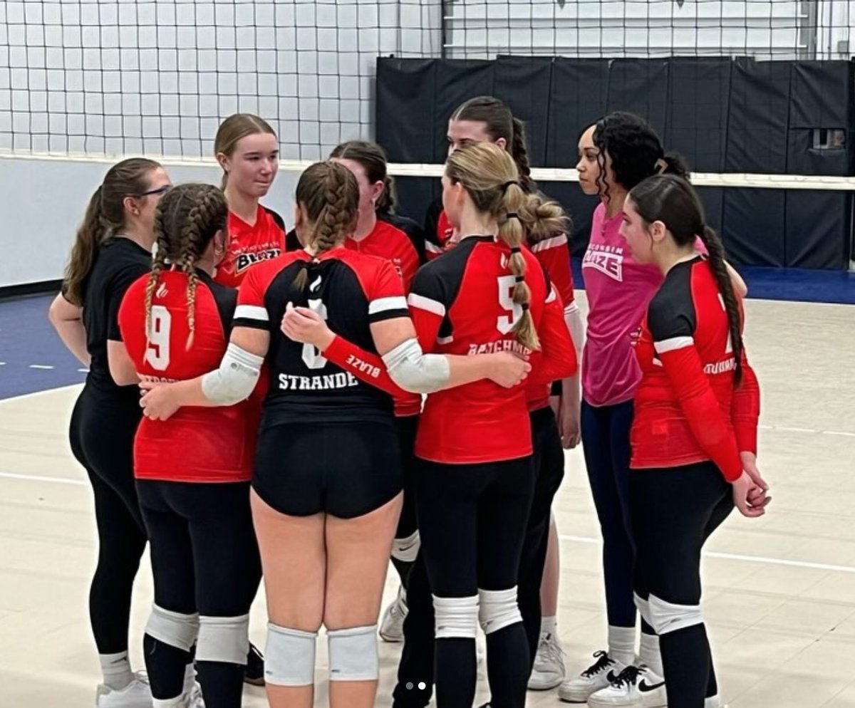 Congratulations to 14 Black who earned Silver Champs at the #ChiTownClassic tournament this weekend! 🥈 #BeTheFlame #WisconsinBlaze🔥