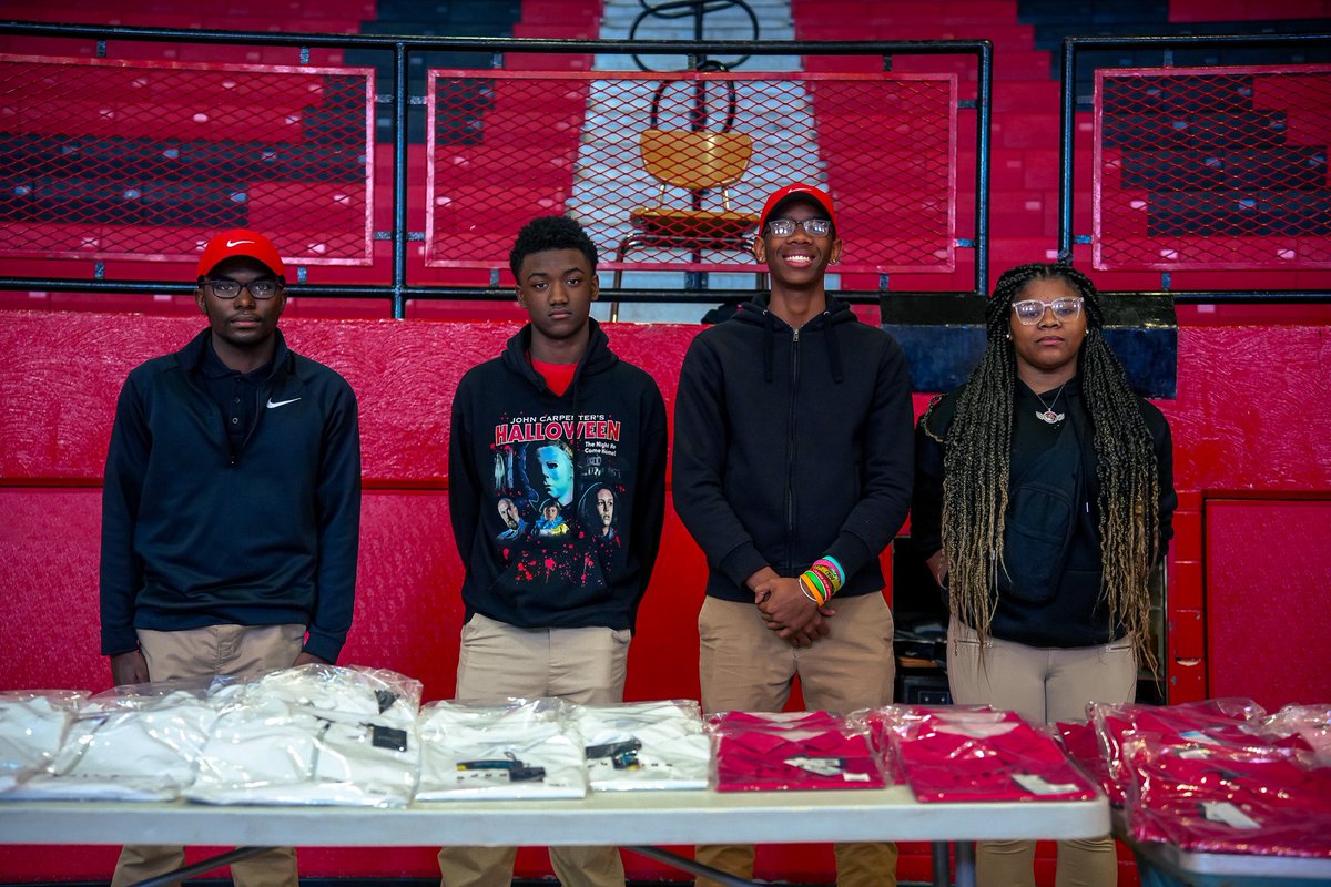 Drive Fore the Future tweet media