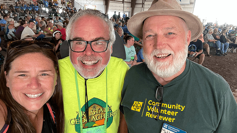 Attending an Event is always fun, but hosting one is even more rewarding—especially this year when it helps you qualify to receive a 2025 Community Celebration Event! 🥳 📆 bit.ly/3wqpCiK 📆 Check out the #Geocaching Blog for 4 reasons to host an Event this year. 🎊