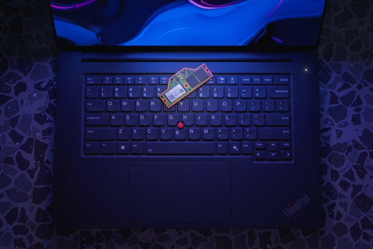 CrucialMemory's tweet image. LPCAMM2 - the new generation of laptop memory. With up to 7,500 MT/s and space-efficient design, experience extended battery life, faster speed, and best-in-class performance per watt in laptops like the @Lenovo ThinkPad® P1 Gen 7.

Available soon: crucial.gg/LP2X