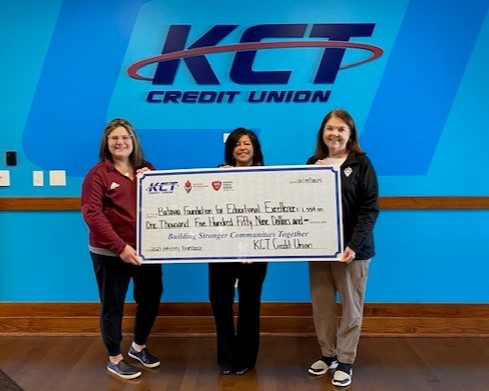 Congratulations to @BataviaFoundat1 for yet another successful year of their Affinity program! Thanks to members carrying @BPS101 Affinity cards, KCT is proud to donate $1,559 to the foundation to aid in their programs and initiatives. We wish you continued success in 2024!