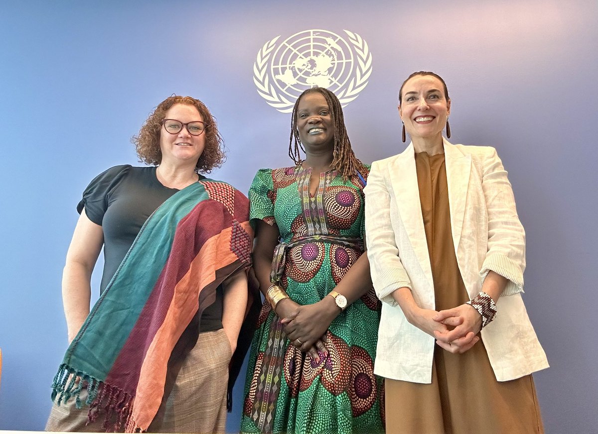 So exciting to meet Aminatou Sar our new Resident Coordinator for @UNBenin. Looking forward to a new champion for communications and results reporting leading our UN team on the ground #GlobalGoals. Pictured 📸here 3 women from the South, left to right: 🇲🇽🇸🇳🇧🇷. #OnlyTogether 🇺🇳