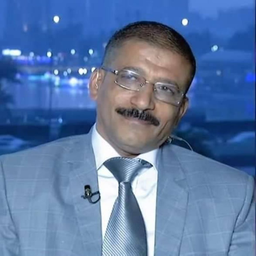 #Yemen: the secretary general of the journalists' syndicate Mohamed Shabita is in intensive care after unidentified gunmen fired shots at his car. One of his relatives was killed and another injured. RSF calls for a thorough investigation into this heinous crime.