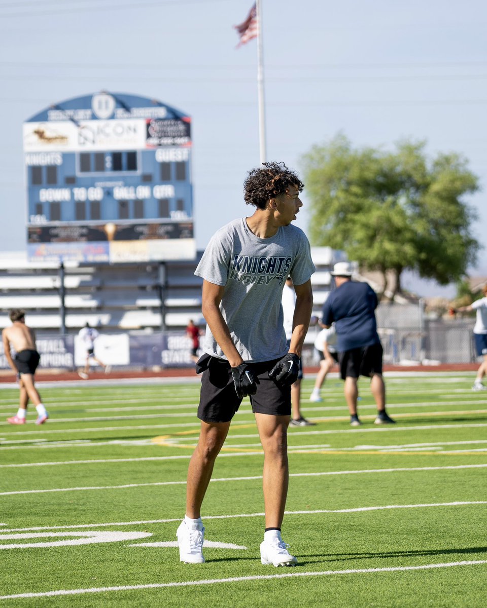 •@HIGLEYFOOTBALL will have one of the most explosive passing games in the state again next year!! Here are the main key contributors: 25’ QB @Luke_Haugo 26’ QB @Gunner_Fagrell 25’ WR @Jadenta3 25’ WR @jd_decausmaker 25’ WR @TaveonSueing05