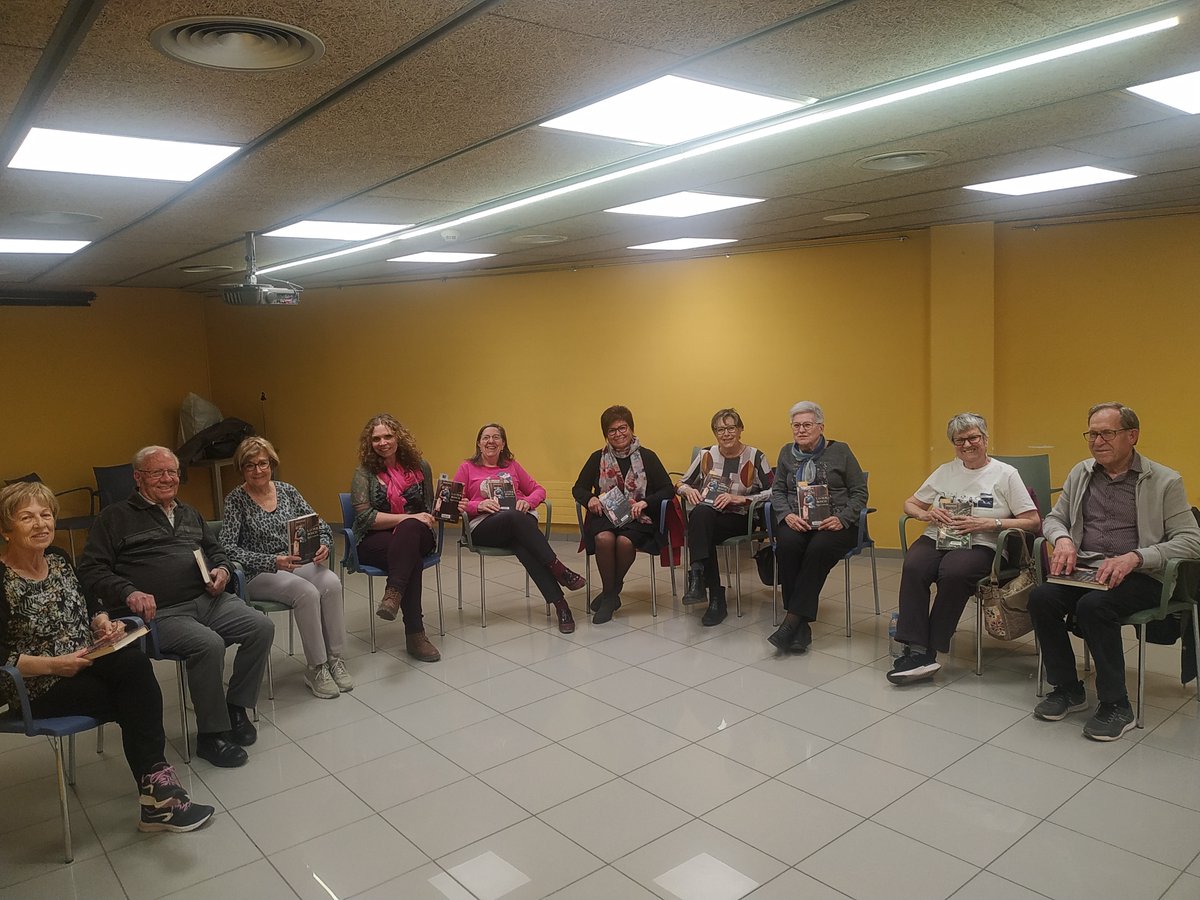 BibliotecaSentmenat tweet media