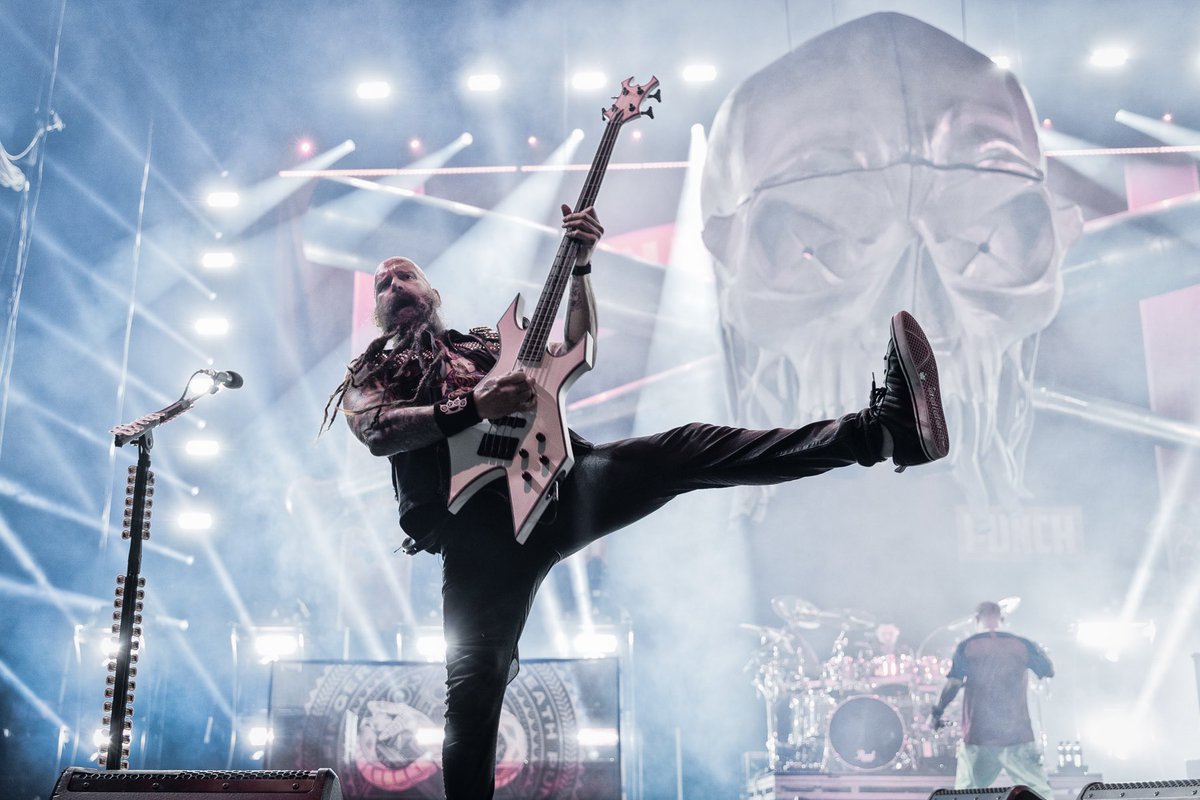 5FDPChrisKael's tweet photo. Rehearsals start today for our upcoming European tour! Whoβs coming and where will I see you so that I know where to aim guitar picks? #ShitYesSon #GigLife #ThroatTraining #Namaslaying (πΈ by @wombatfire) https://t.co/QLyMCbJFkh