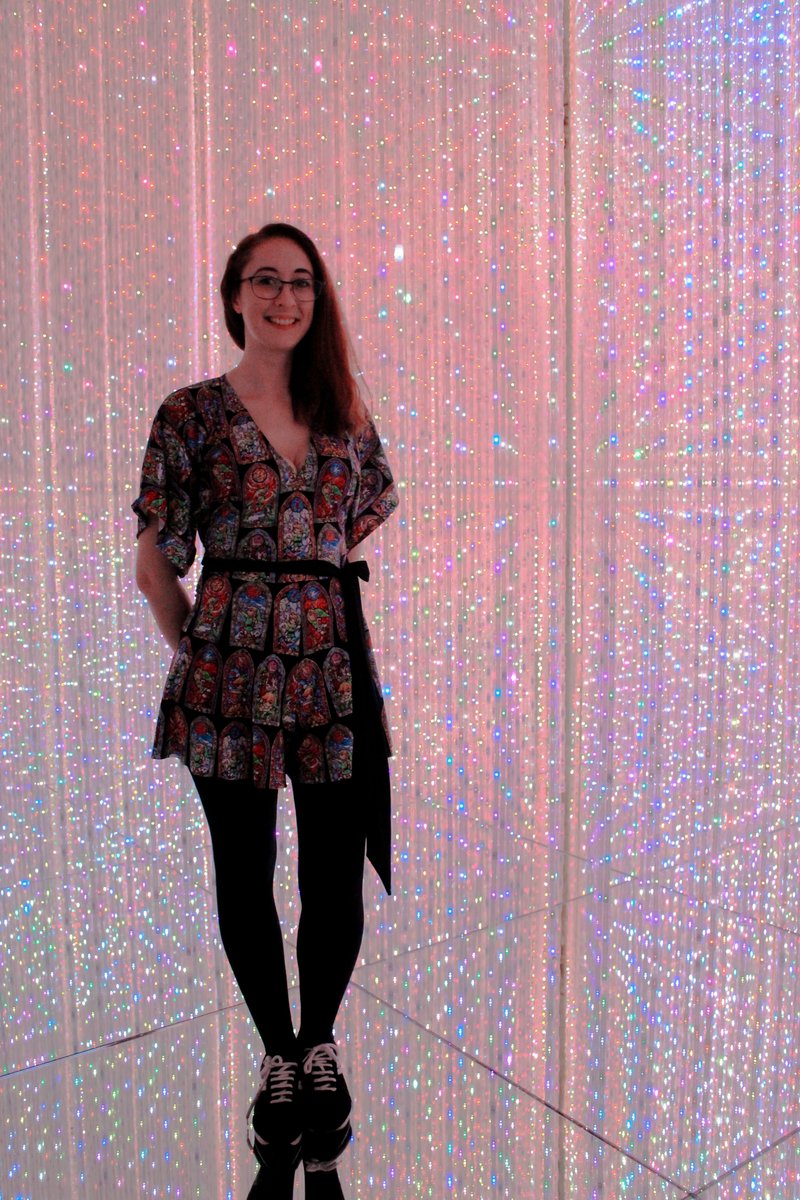 More random photos from Japan, this time from the beautiful teamLab: Borderless Tokyo 💜 rooms had scents, artworks that moved around the walls, music, it was amazing ✨