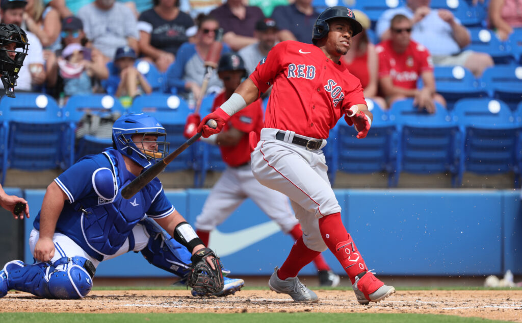 Emmanuel Valdez (Boston) lleva de 16-6 (.375) desde que fue bajado a Triple A. En su juego más reciente, el domingo pasado, se fue de 4-4, con 3 H2 y 2 CA.