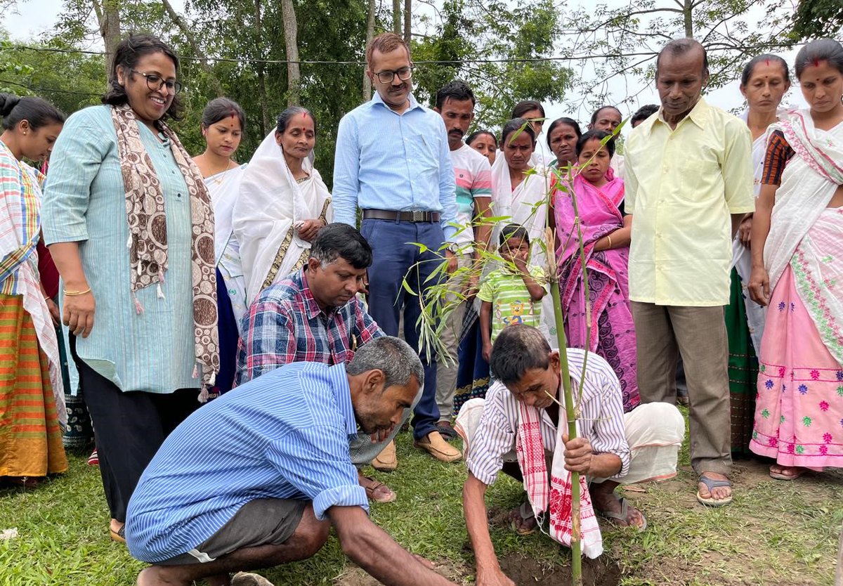 This Earth Day, #NEADS has collaborated with Krishi Vigyan Kendra to promote sustainable practices & environmental awareness in community. Through training, demonstrations & interactive sessions, we have highlighted the importance of biodiversity conservation and natural farming.