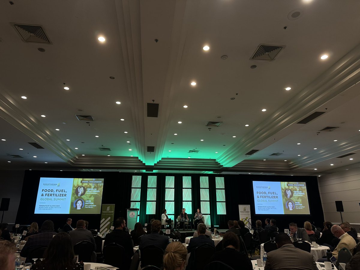 @SaskChamber Food Fuel Fertilizer featuring an all female panel on sustainability in food and farming. Incredible conversations about what’s happening at home and globally. Thank you! @alannakochsk @globalfoodsecur @CherilynNagel and Heidi Dutton