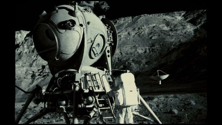 Apollo 18 (2011)