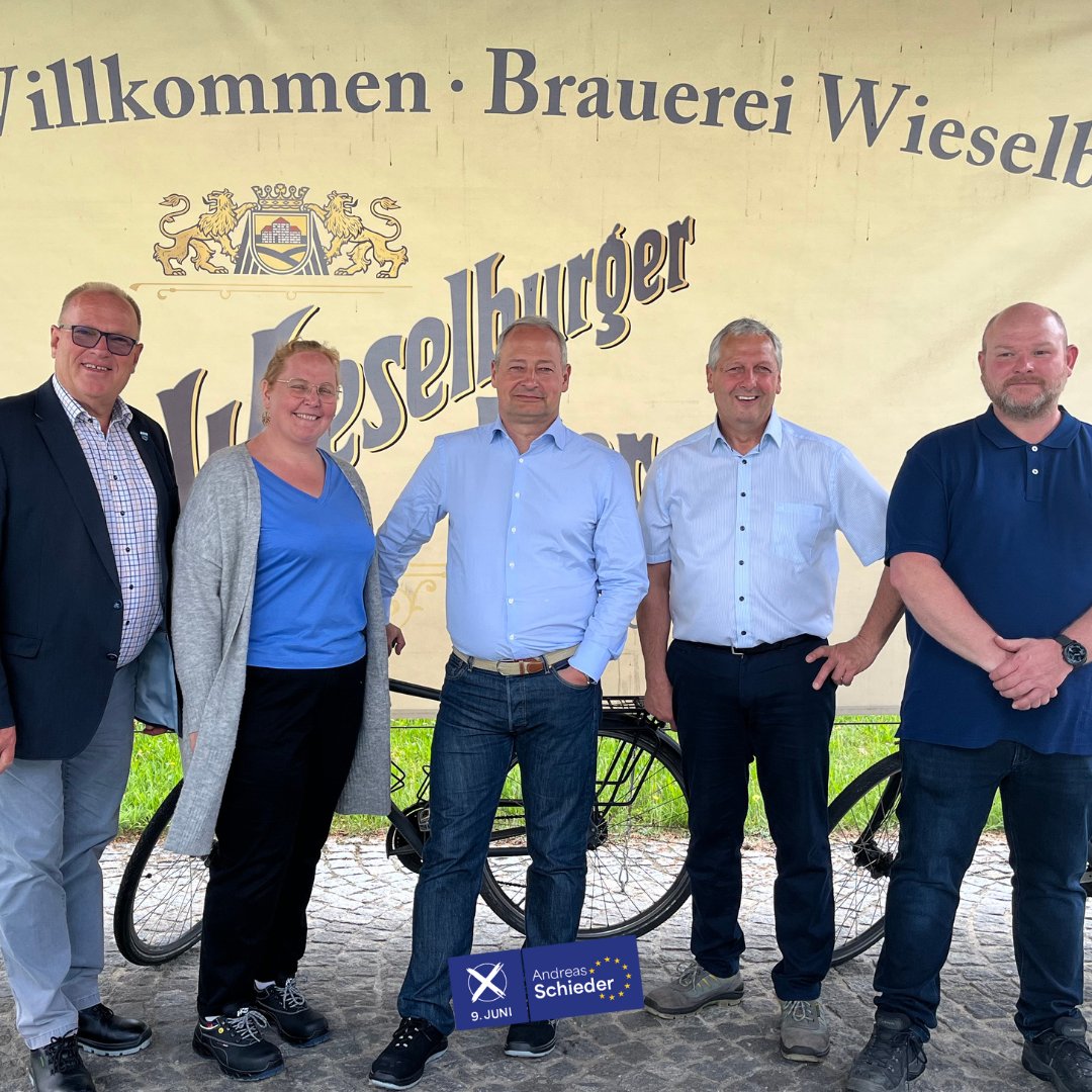 Wieselburg & Purgstall - es war mir eine Freude! Neben dem Brauereimuseum, dem Austausch mit SPÖ-Stadt & Gemeinderät:innen und dem FSG Betriebsrat der Brauerei, gab's auch eine gemeinsame Flyer Aktion in Purgstall. Danke für das herzliche Willkommen!😌