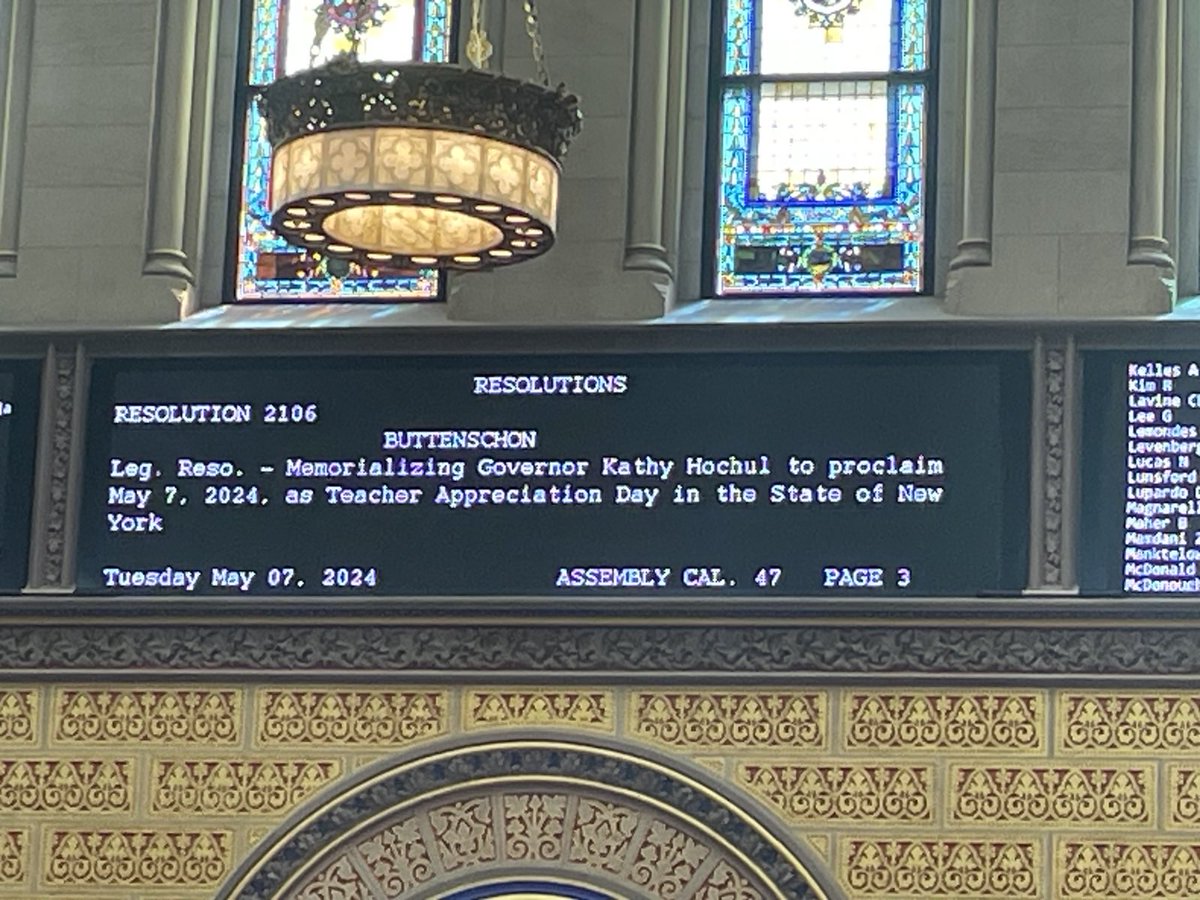 Proud to co-sponsor this resolution, celebrating the educators 'who fill many roles such as listeners, explorers, role models, motivators and mentors; and who continue to influence their students long after the school days are only memories.' Happy #TeacherAppreciationDay, all.